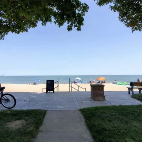 Sandy Neighborhood Private Beach Getaway in Huron - Image 1